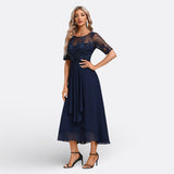 Mariana - Vestido de Renda e Manga Curta