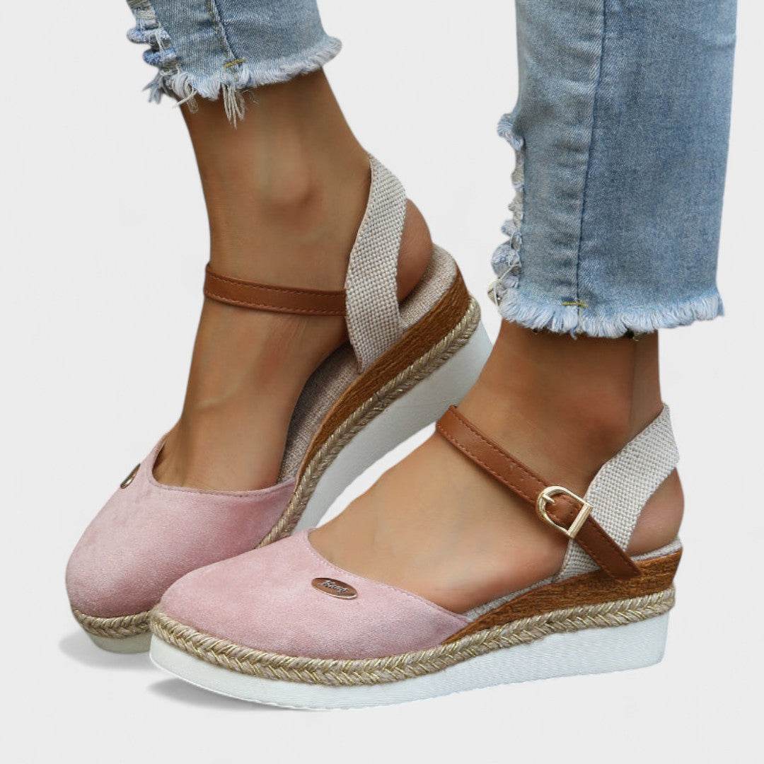 Alice - Sandálias Ortopédicas com Elegância e Conforto