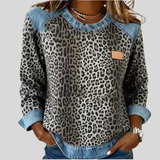 Hollyn™ | Sweater com Estampa de Leopardo e Gola de Denim