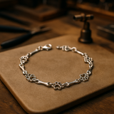 Edição Limitada Pulseira de Charms em Prata Pura com Patas de Cão e Ossos