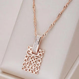 Colar elegante em ouro com mandala