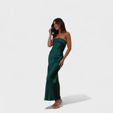 Carmen - Vestido de cetim sem mangas
