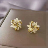 Brincos Stud Opale Branco
