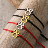 Pulseira de Corda com Impressão de Pata – Design Ajustável em Preto e Vermelho