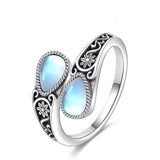 Anel Elegante com Pedra da Lua em Flor