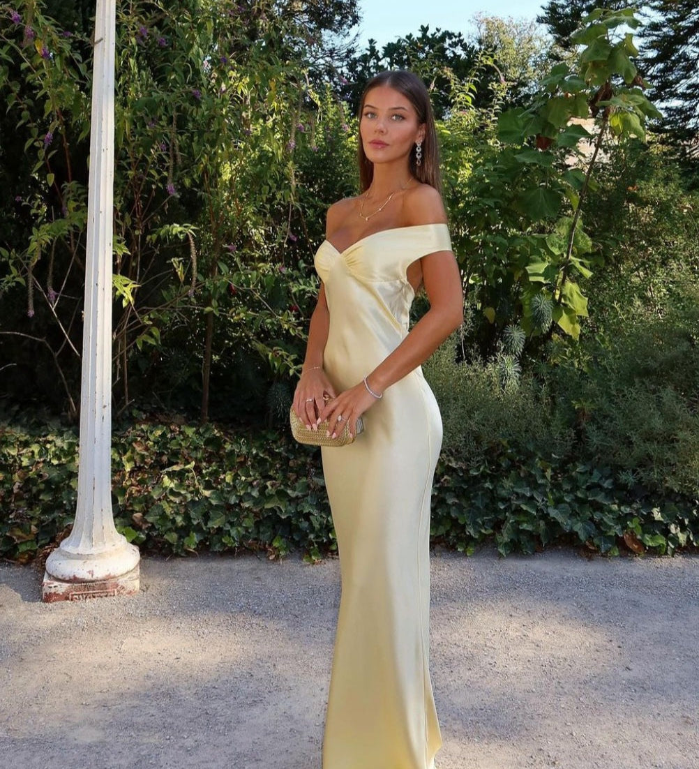 Bárbara - Vestido Maxi em Cetim