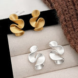 Brincos em Flor de Prata e Ouro 18K