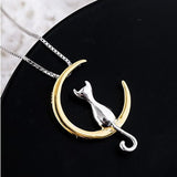 Colar elegante de gato e lua crescente