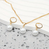 Conjunto de joias elegantes com pérolas
