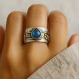 Anel Vintage de Safira Azul em Prata Banhada a Ouro