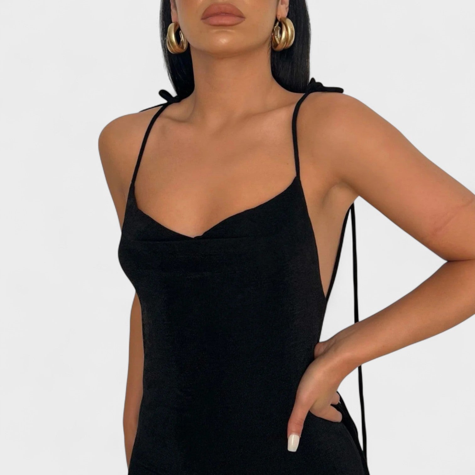 Luna - O vestido que celebra curvas