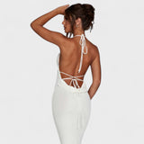 Luna - O vestido que celebra curvas