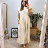Ana - Vestido de Conforto Atemporal