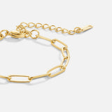 Pulseira dourada com elos alongados